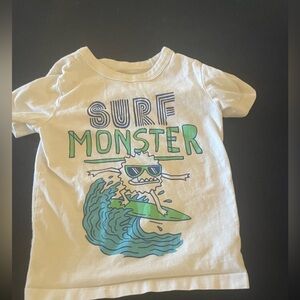 ‼️Mix and Match 3 items for $5‼️Oshkosh B’gosh 18 months baby boy top